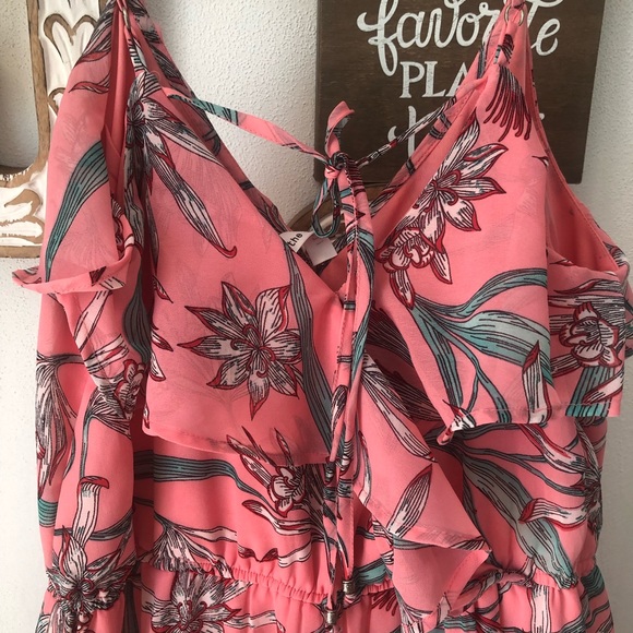 Tropical Dress - Picture 3 of 6